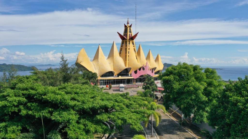Hotel Marcopolo Bandar Lampung Eksteriør billede