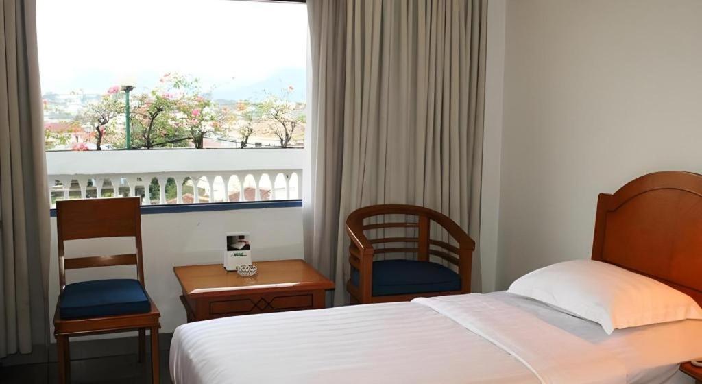Hotel Marcopolo Bandar Lampung Eksteriør billede
