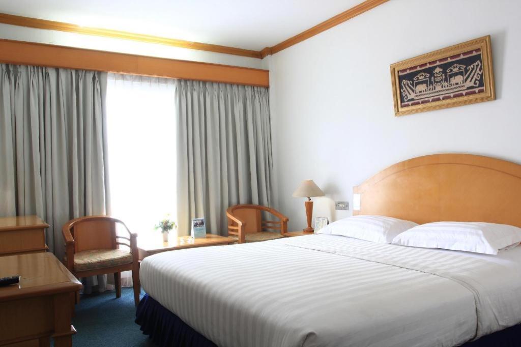 Hotel Marcopolo Bandar Lampung Eksteriør billede