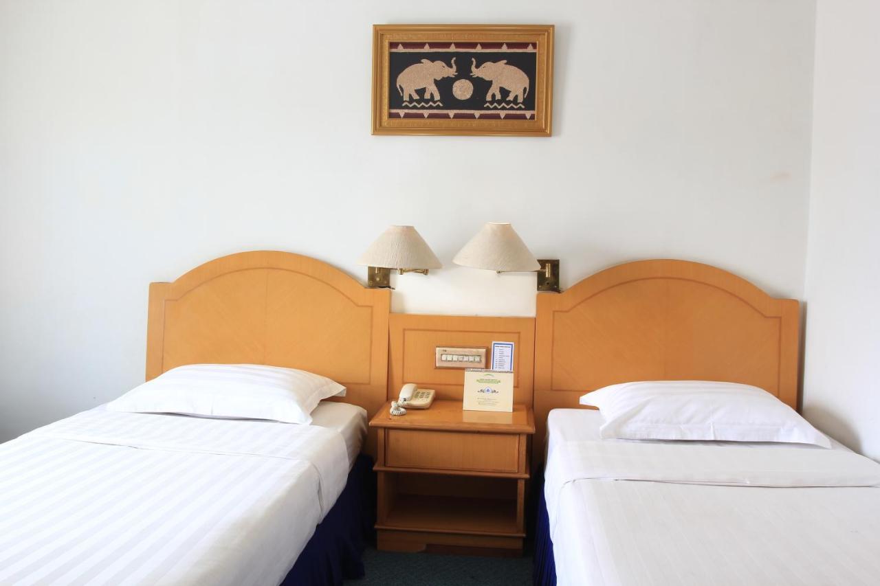 Hotel Marcopolo Bandar Lampung Eksteriør billede